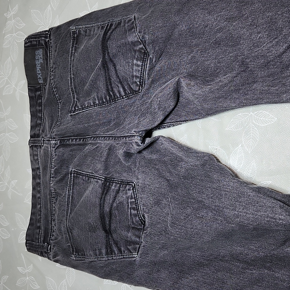 Express Jeans - Picture 14 of 15